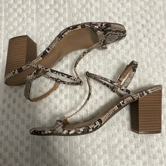 Report Snakeskin T-Strap Blocked Heel Sandal - Picture 5 of 11